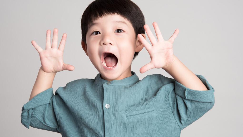 小小故事馆|3种调味品比盐和糖还伤脾胃，做菜时少放，以防孩子缺钙不长个