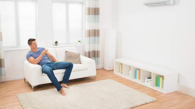 心结大师|朋友赖在我家天天吹空调，想让他交一部分电费，说我抠门还要绝交