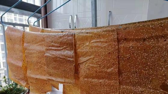 湖南|湖南特產千里迢迢送同事，卻被視為“惡作劇”，網友：真下不去嘴