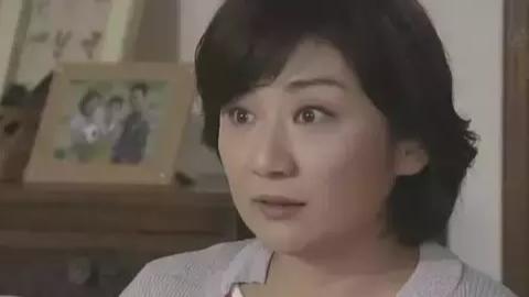 冷月恋爱顾问|女生最想听的2句聊天开场白，拿去群发都没关系