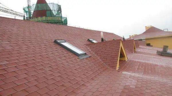 墙面刷水泥太浪费啦！新型玻纤瓦完美替代，价格实惠，防水结实