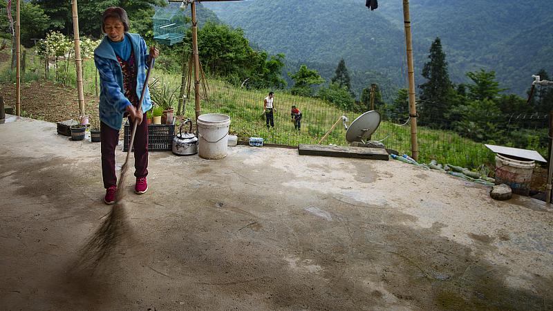 猪肉|猪肉不到一斤，但是很沉重，我的内心久久不能平静