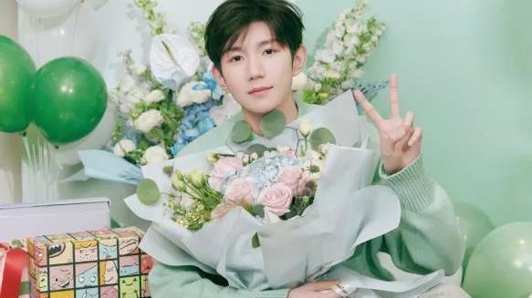 耶稣|王源，黄磊，李冰冰带新人？郭采洁规划乱？话题女星求贵妇被拒？