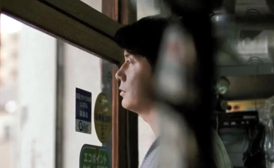 有故事的桌子|两任丈夫接连去世，孩子莫名死亡，身患绝症，这个女人的内心太强大