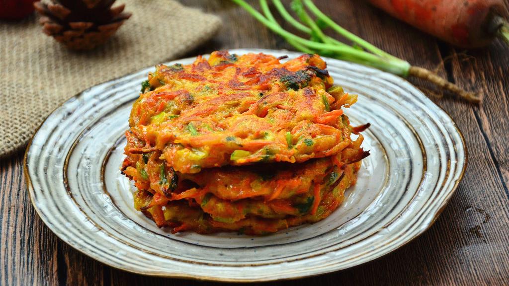 面包|胡萝卜跟鸡蛋搭配在一起，做成一份营养早餐，好吃停不下来