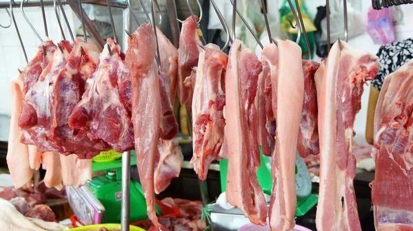 猪肉|为什么大多数欧美人喜欢吃牛肉，而大多数中国人喜欢吃猪肉？