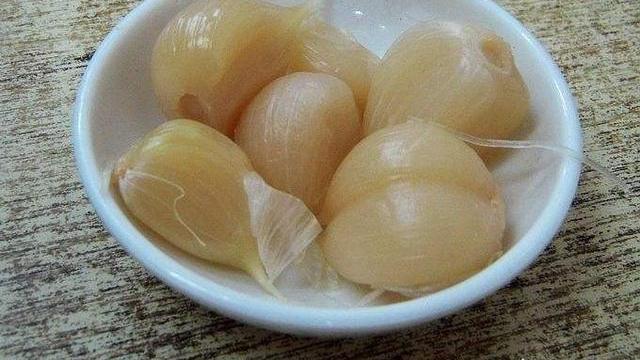 包子|怎样泡糖醋大蒜？