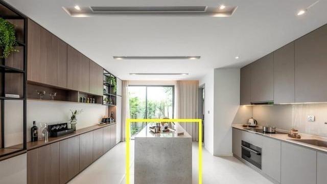 为什么明星家的厨房喜欢将灶台单独隔开？当吧台当西厨，方便高效