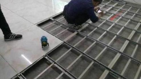 铺瓷砖不用水泥，这种新方法，半天能铺一间屋，防潮又防裂，聪明
