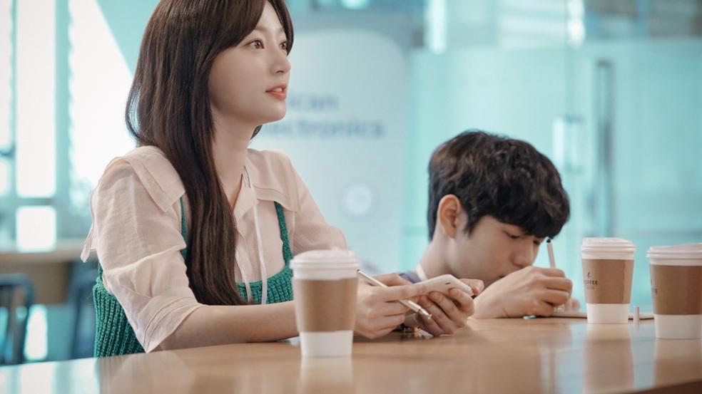 花影人间情感|一个女人是否随便，其实不难判断，看她的感情史就明白了