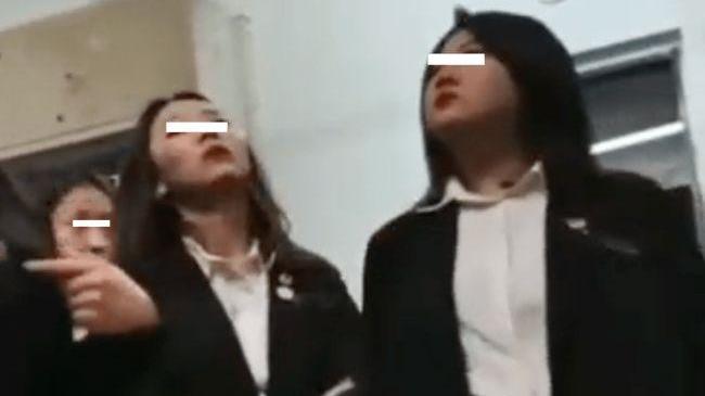 桃小菁说说|嚣张的查寝学姐被处理，板子能单单打在学生身上吗？