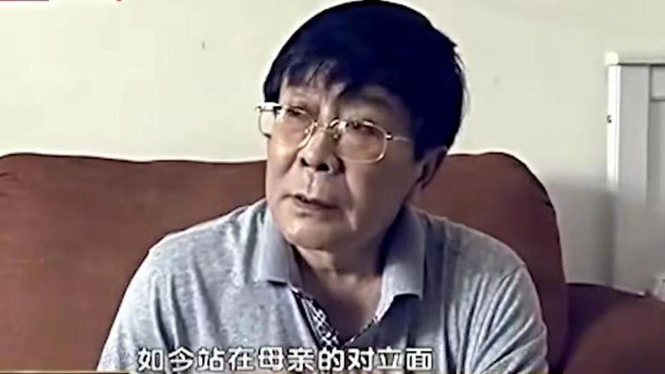 子芫伴你成长|孙子无父无母，奶奶想留给孙子一套房，大伯：父亲的那份留下