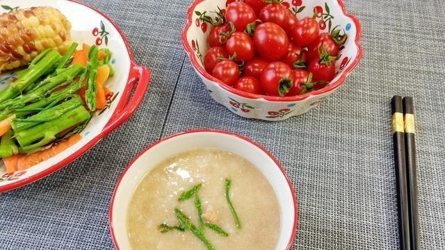 晚餐就吃1盘菜,无油无糖想胖都难!网友:太自律了,难怪才S码