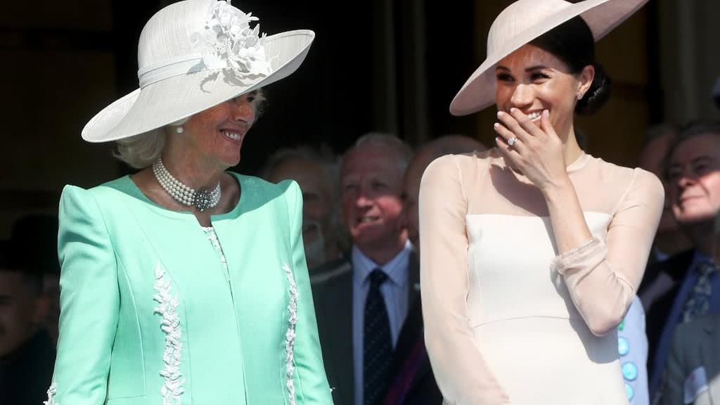 王雨萌Regina|英国女王的超长待机，有可能是君主制的回光返照？