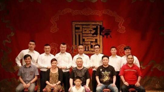 胡小小乖|德云社张九龄凌晨发文，用二十四个字表达对搭档的祝福，又磕到了