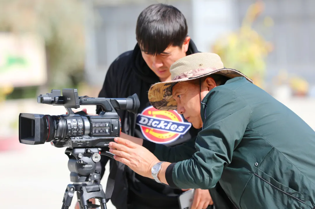 今天，新闻的主角是我们