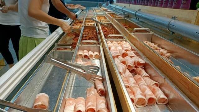 鸡蛋|吃自助餐专挑这5种美食，轻易回本，老板：别人带肚子，你带脑子