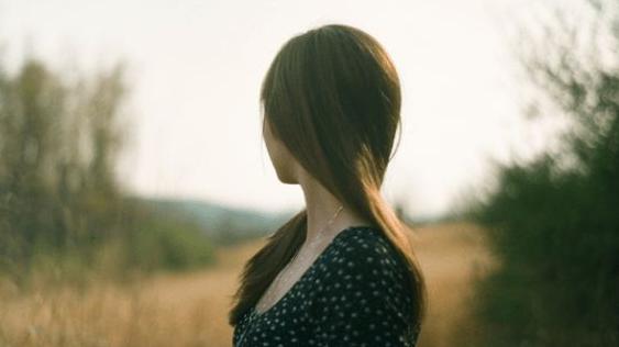 仙仙先生|“孩子是她和初恋男友生的”女子求前夫给孩子上户口被拒：没门！