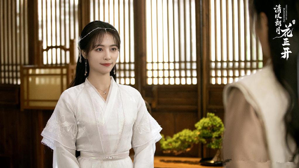 清风朗月花正开|《清风朗月花正开》首播，许佳琪黄圣池主演，烂俗爆笑，古装甜宠