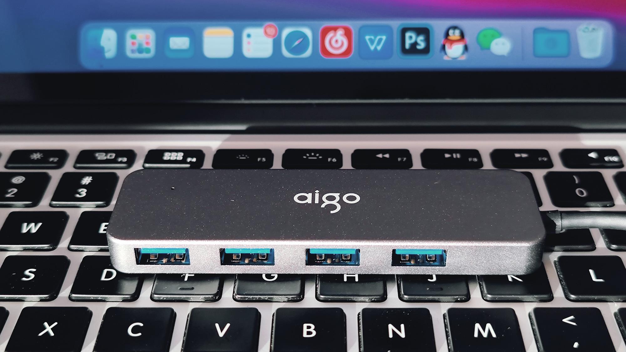 给15年的MacBook Pro加个aigo分线器H4，搞定多个外设