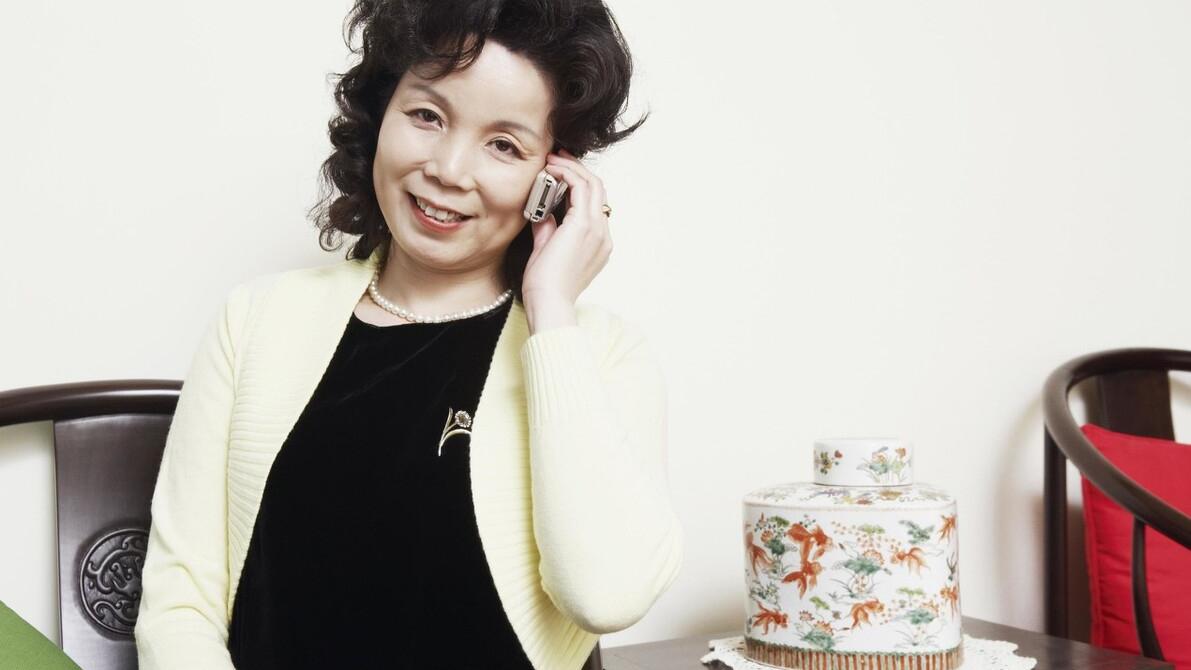 倪密心理学 59岁大妈：退休后被要求伺候婆婆，花钱请保姆还不行，我直接离婚