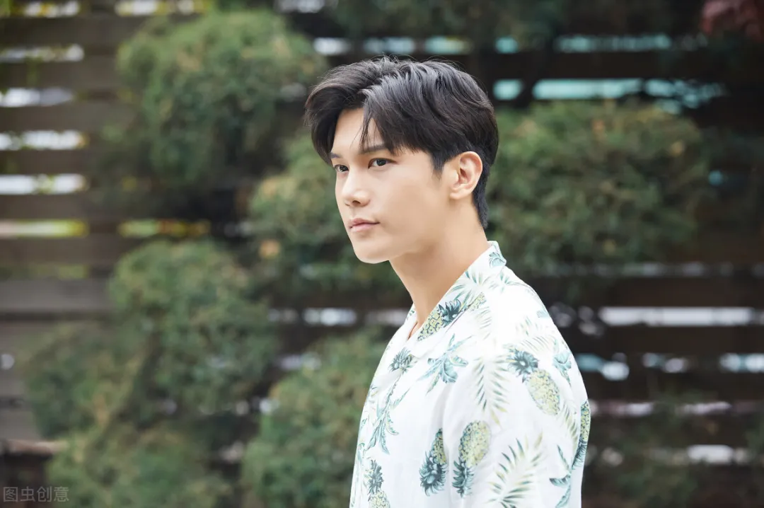 男人跟你在一起，有这三种反常行为，说明他爱你