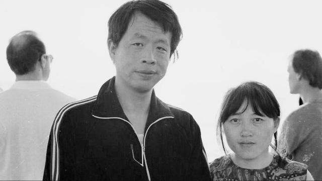 琦亭 李银河：在整整20年的爱恋里，王小波没给自己送过一束花