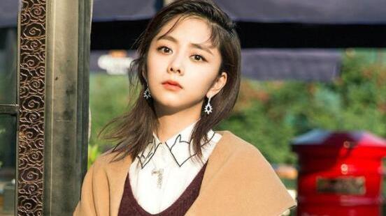 谭松韵|?航空新剧来袭，谭松韵担纲女主，看到男主，观众称追定了