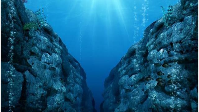 马里亚纳海沟 马里亚纳海沟：每年“吞掉”数亿吨海水，为什么海平面不降反
