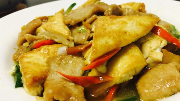 冒菜|美食推荐：里脊肉简单可口的做法，顿顿能吃三碗饭