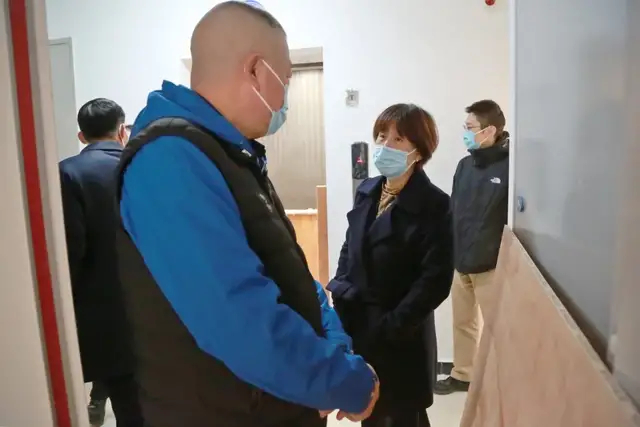 海淀上庄镇举行上庄村腾退安置房交房仪式