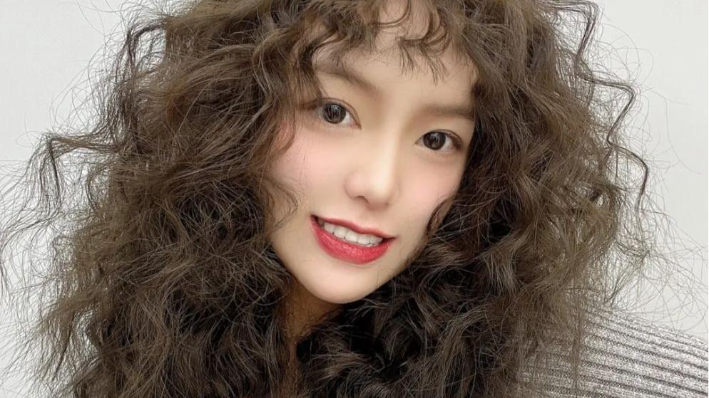 发型 选发型难吗？蓬松立体时尚瘦脸就够了，就像这18款