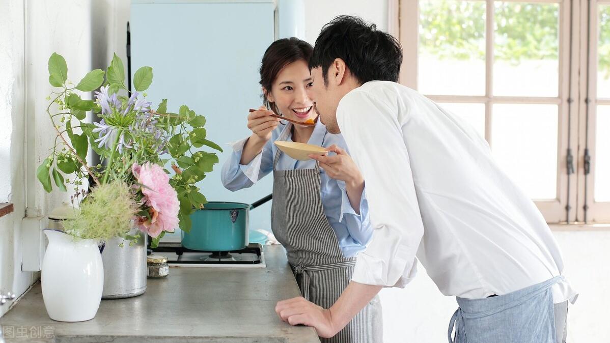 九月识情馆 想让女人爱上你，学会“三七分”，保准一撩一个准