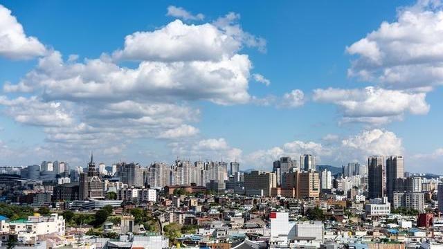 胡小小乖|二十年前，韩国GDP相当于日本的1/8，四小龙的50%，那现在呢？