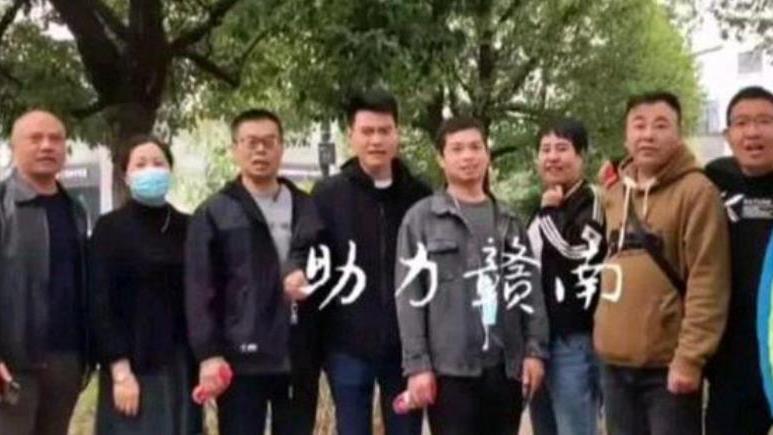 柠重呀 开封舅舅助农卖脐橙，姚策表哥眼红了，自作聪明称自己卖的更便宜