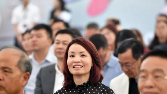 吴有情聊|广东最有钱的家族？子女个个都是老总，千亿家族产业却无人继承