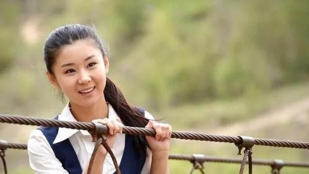 富华说说|人美又有好演技，初吻只给自己的老公，这样的女人是谁你知道吗？
