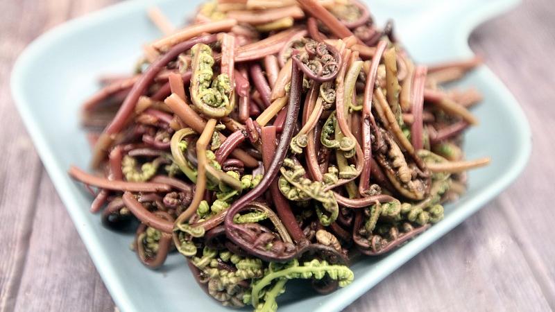 蕨菜被誉为“长寿菜”，真的致癌吗？