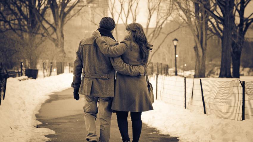 呼延子怡|身弱伤官透出，夫妻不和闹分歧，求同存异多包容，夫妻才能更和谐