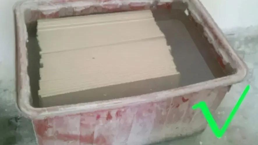 装修地砖如何铺贴？老瓦工传授地砖铺贴6大标准流程，照贴不空鼓