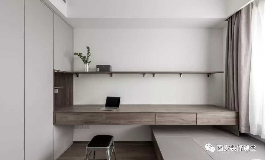 定制书桌，桌面颜色和厚度是重点