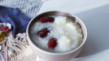 食材|这是一道营养粥，喝下肚热乎乎的很暖身，甜而不腻