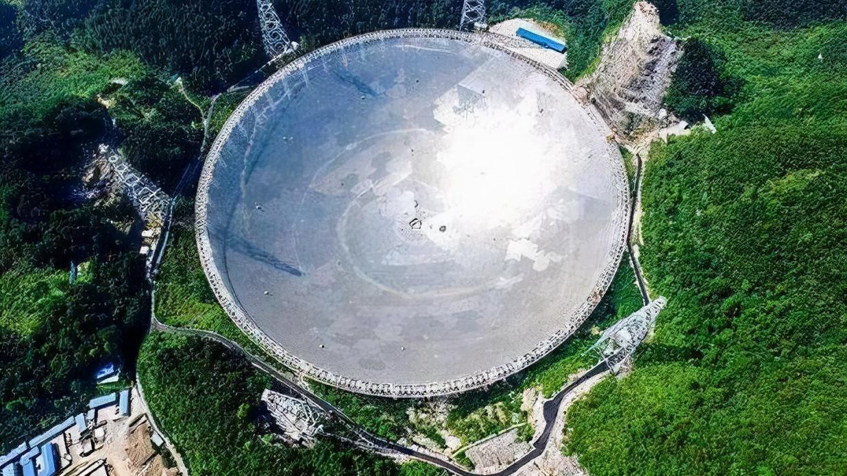 中国天眼 一眼看穿137亿光年，中国这一“大铁锅”不一般，直径足足500米