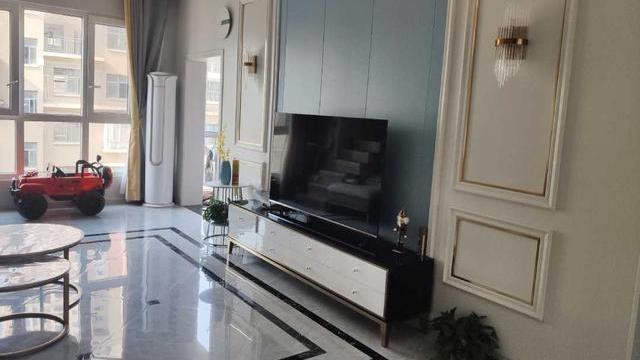 130平米复式房超宽敞，刚入住忍不住晒晒图，简约装修温馨大气