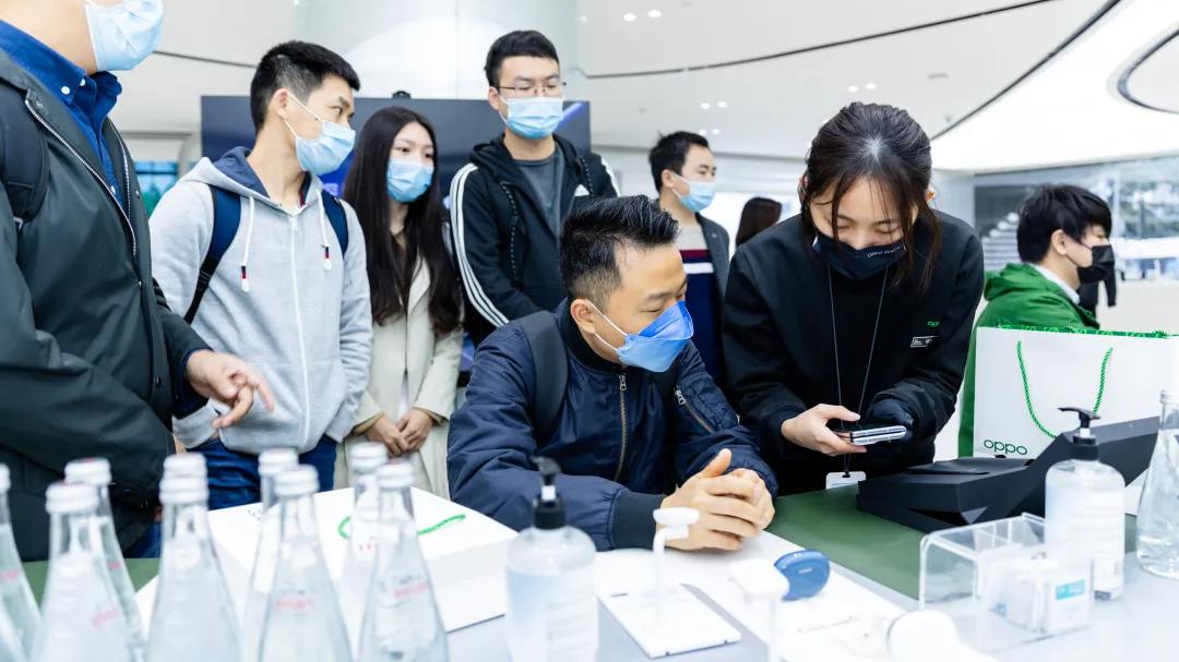 OPPO Find N被炒上天？国产手机再攀高峰，这些自研细节你知道吗？