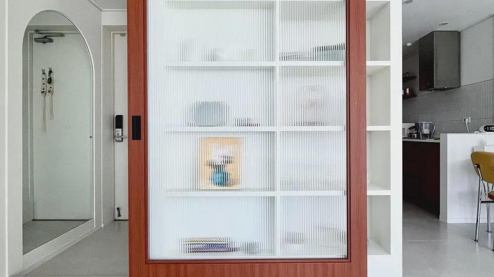 事实证明越简越显大，她家80㎡五脏俱全，看着比100㎡还宽敞明亮