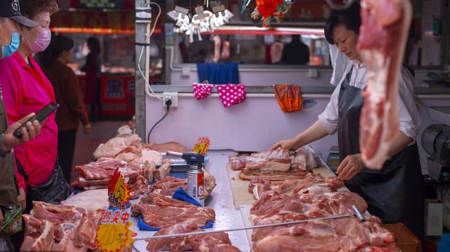 猪肉|买猪肉时，不管什么部位，牢记“3买3不买”，一招避开“僵尸肉”