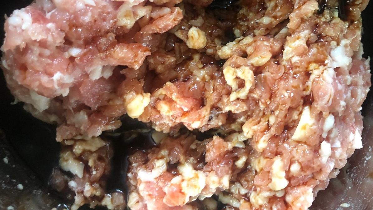 辣椒|入伏吃饺子，韭菜白菜靠边站，用它包饺子，鲜美水嫩又营养