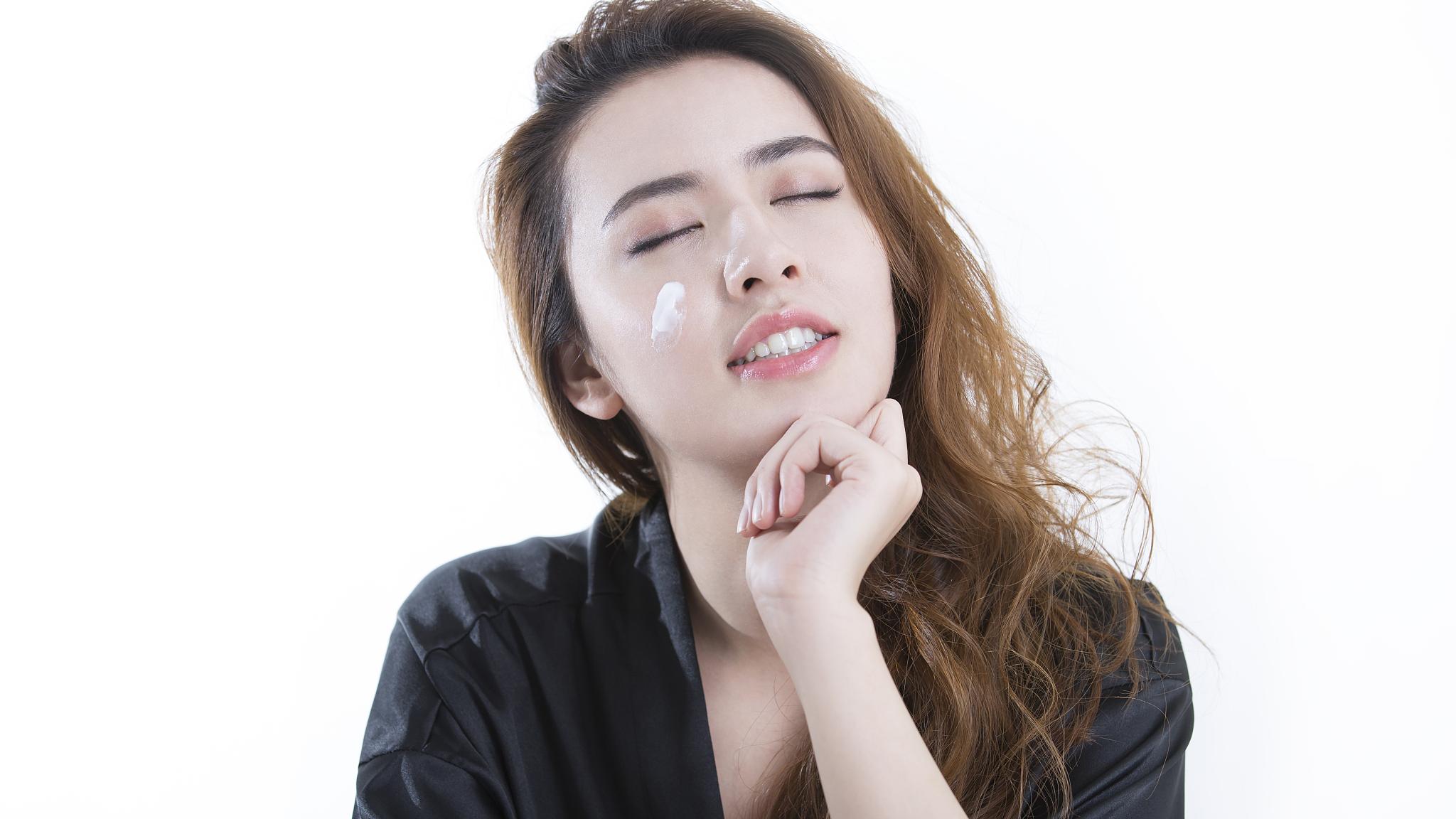 黑木耳 干净脸养成秘诀，普通女孩的成功逆袭