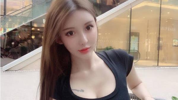 穿衣搭配 继百雀羚后！国内又一精华液受大众“宠爱”，能持久保湿提亮嫩肤